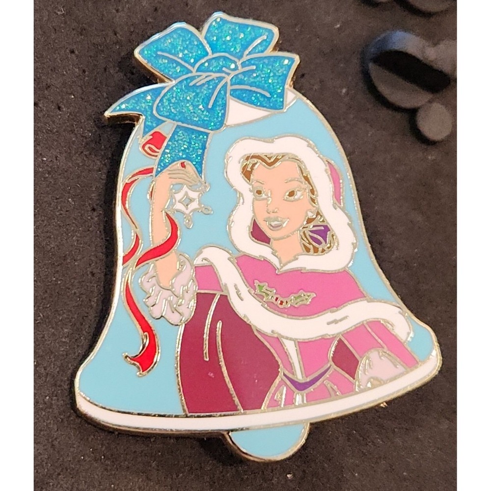 Disney Pin Beauty & The Beast Princess Belle Holiday Bell Christmas 00001 LE 250